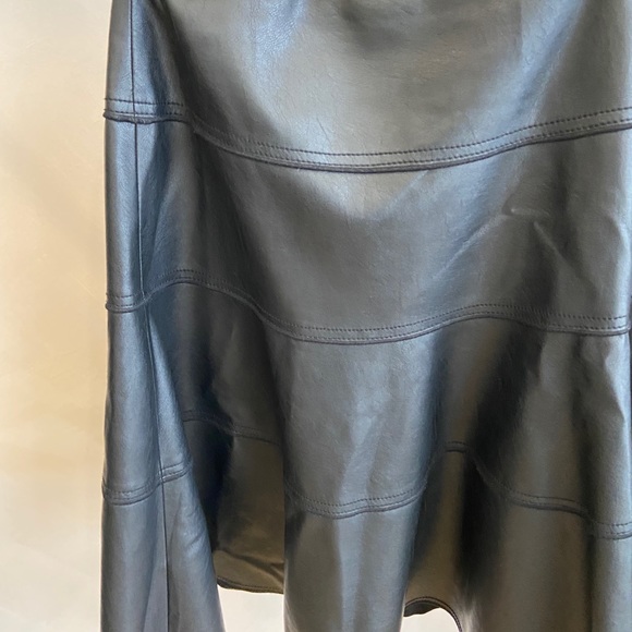 Rebecca Taylor Vegan Leather Skirt - Picture 3 of 5